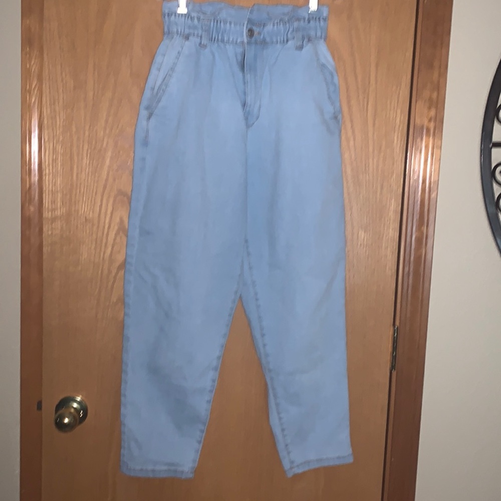 No Boundaries High Waisted Jeans